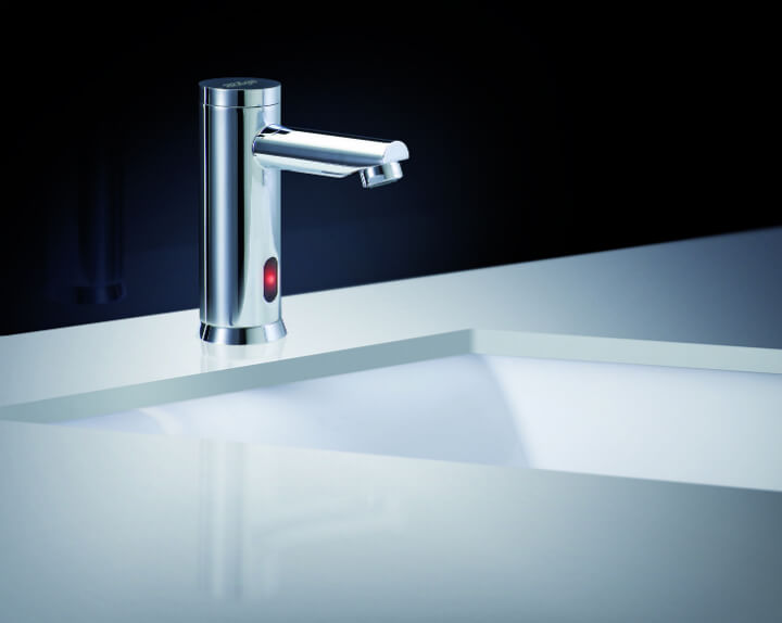 Zenith Sensor Tap Deck Mounted Vertical (Mains Powered) 150mm - Image 1